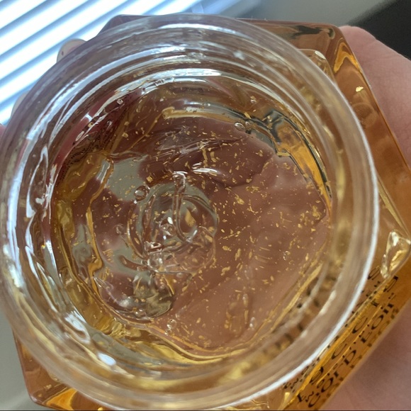 Brand new Faccia 24k Gold Foil Moisturizer - Picture 2 of 4